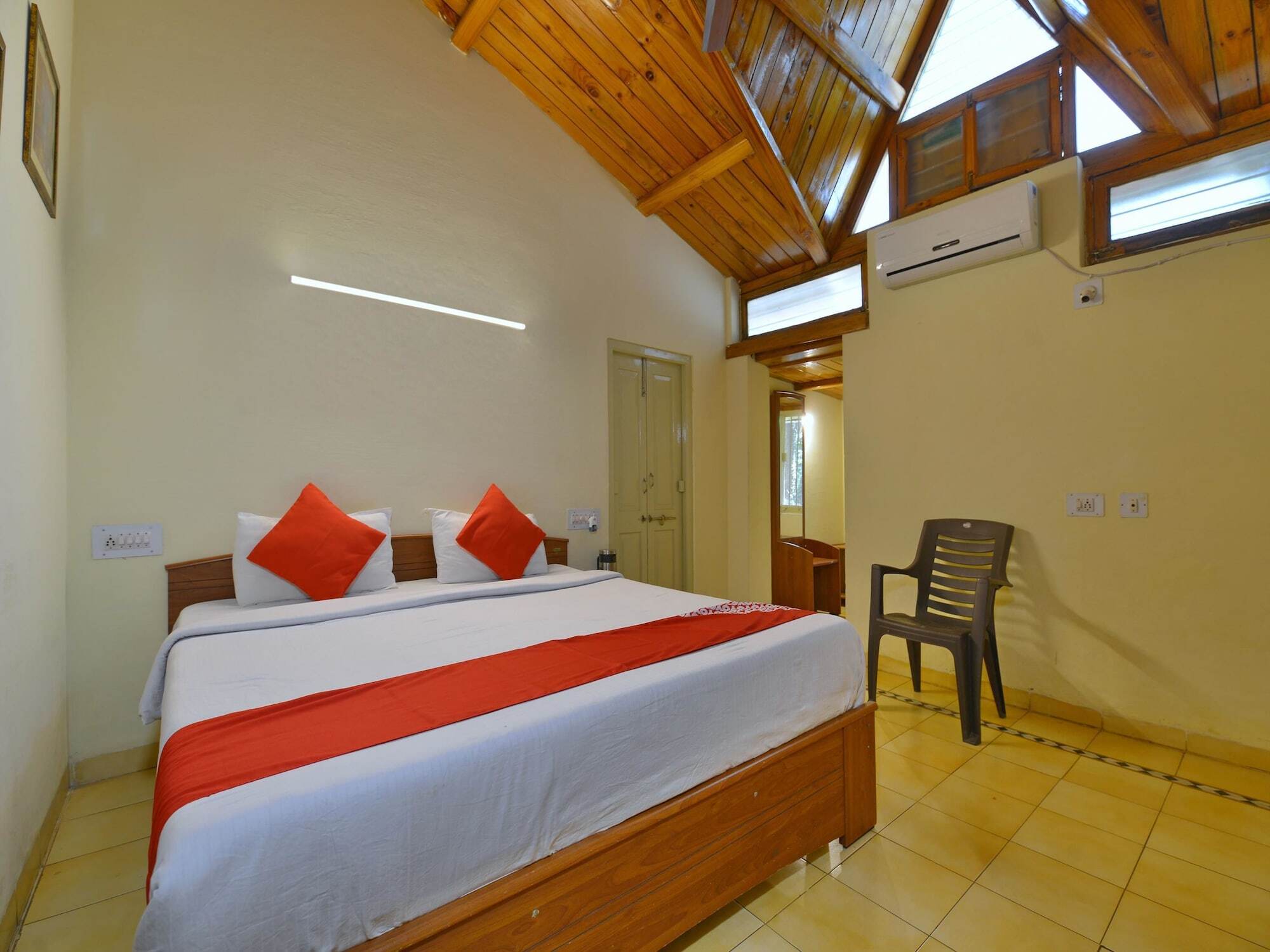 Oyo 12402 Mushkil Aasan Hotel เมาท์อาบู ภายนอก รูปภาพ